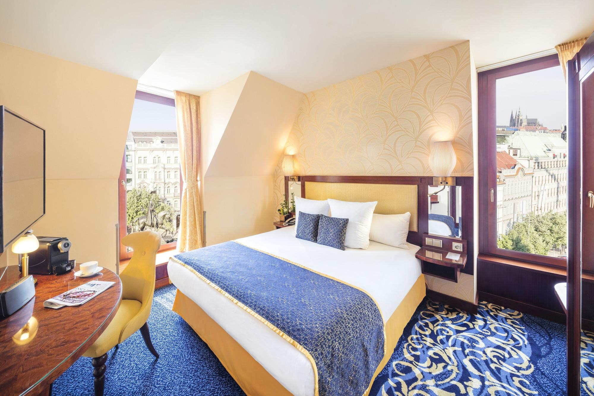 Hotel Occidental Praha Wilson Esterno foto