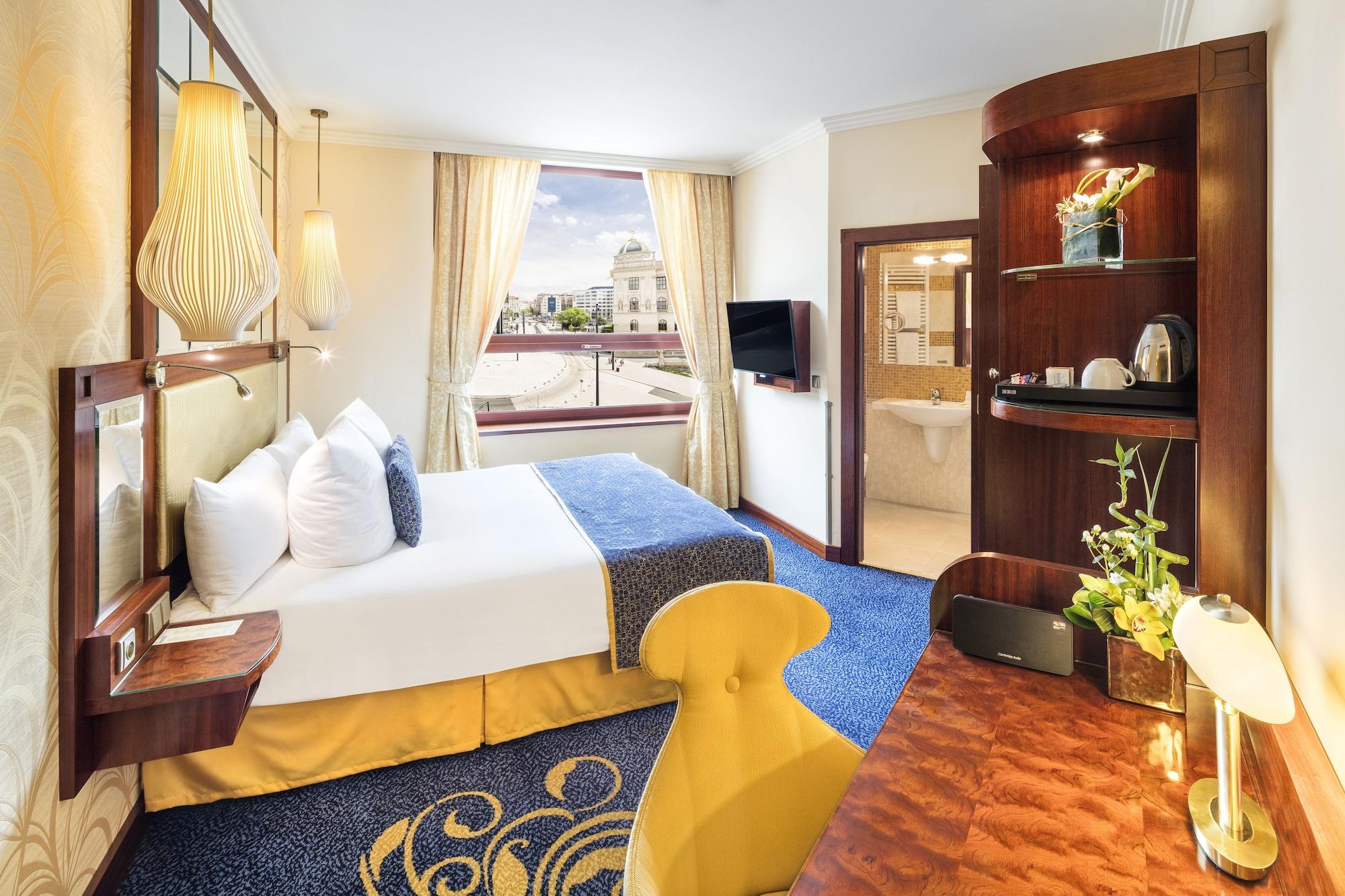 Hotel Occidental Praha Wilson Esterno foto