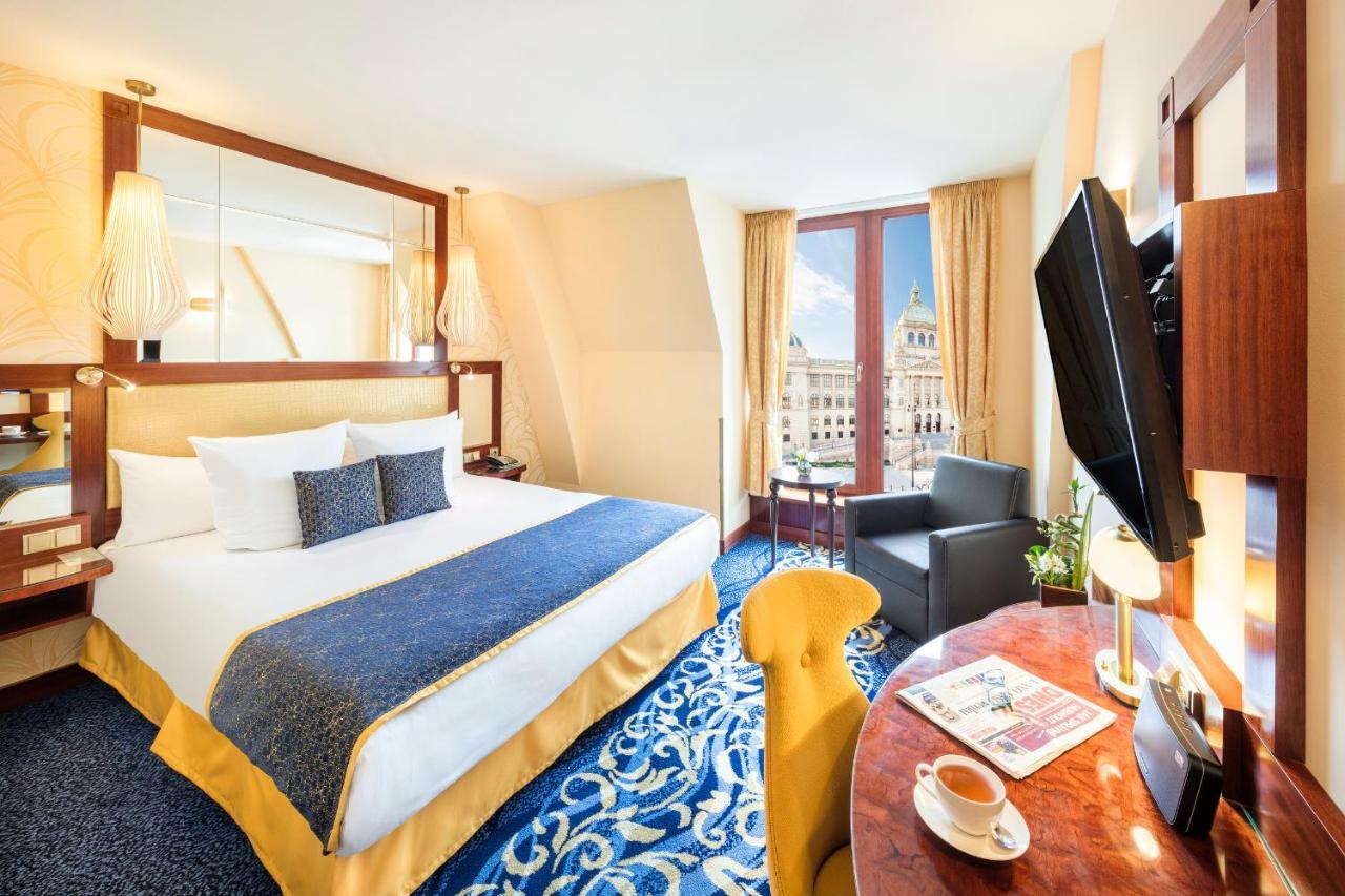 Hotel Occidental Praha Wilson Esterno foto